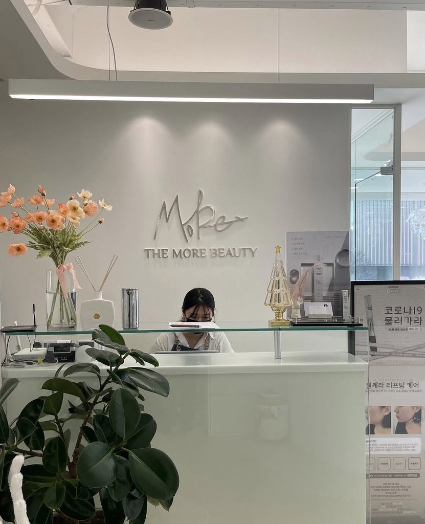 THE MORE BEAUTY サロン内写真
